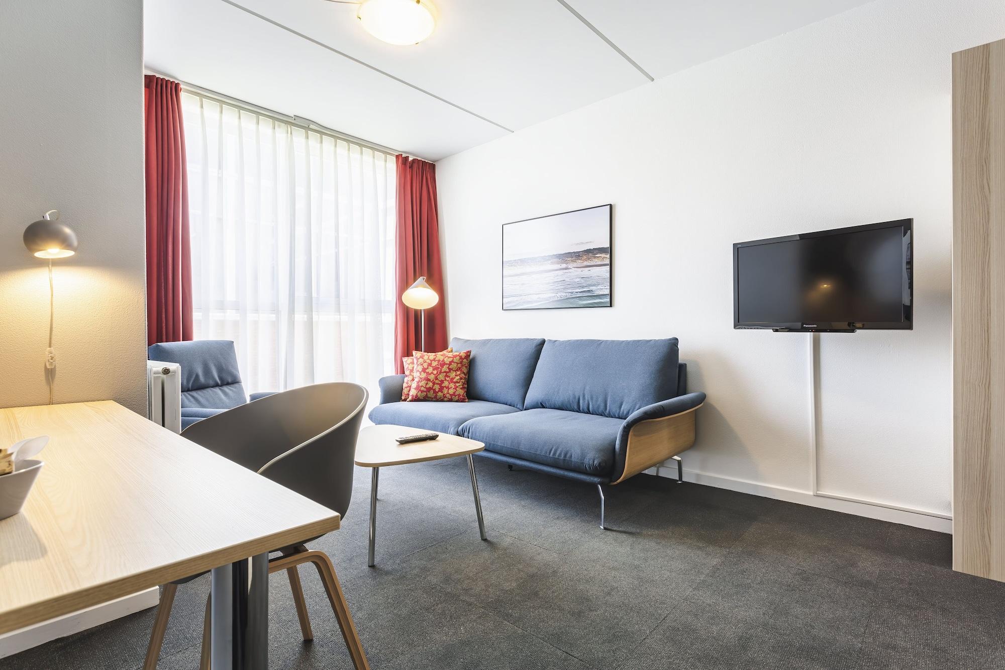 הירטסהלס Skaga Hotel מראה חיצוני תמונה