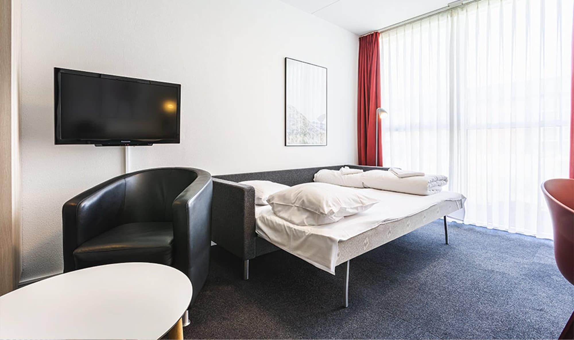 הירטסהלס Skaga Hotel מראה חיצוני תמונה