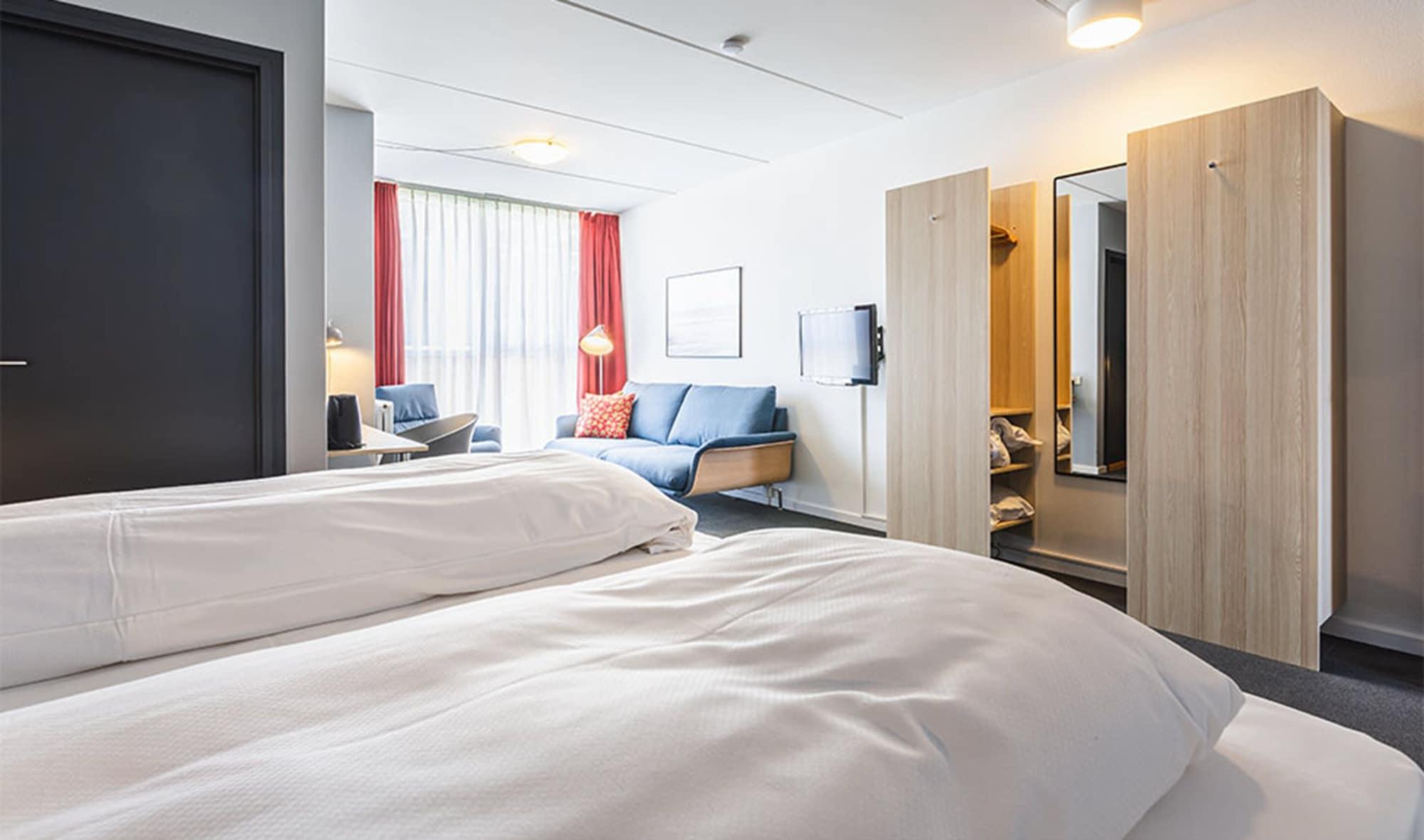 הירטסהלס Skaga Hotel מראה חיצוני תמונה